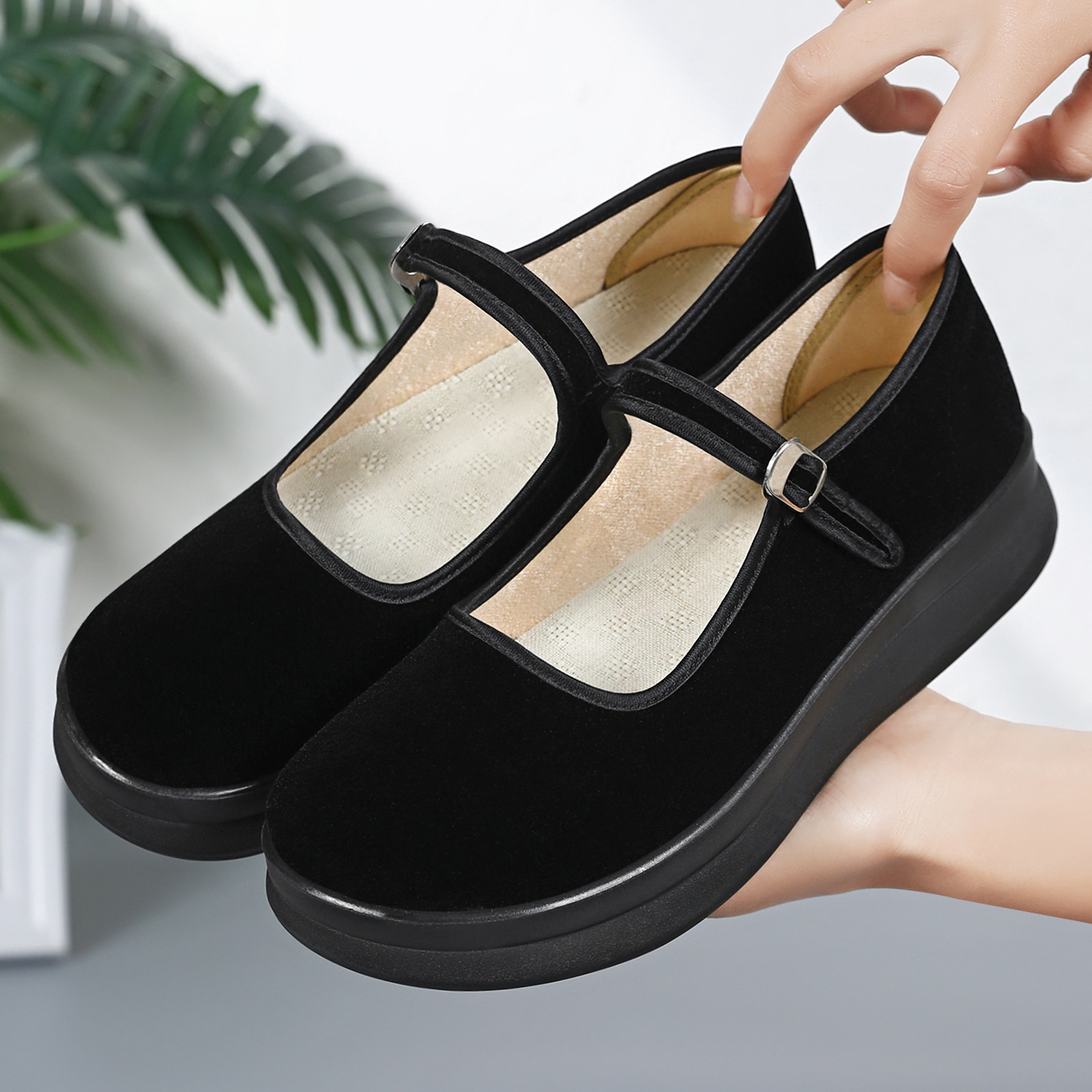 🔥Last Day Promotion 50% OFF - Women’s Comfortable Thick-Soled Casual Orthopaedic Shoes
