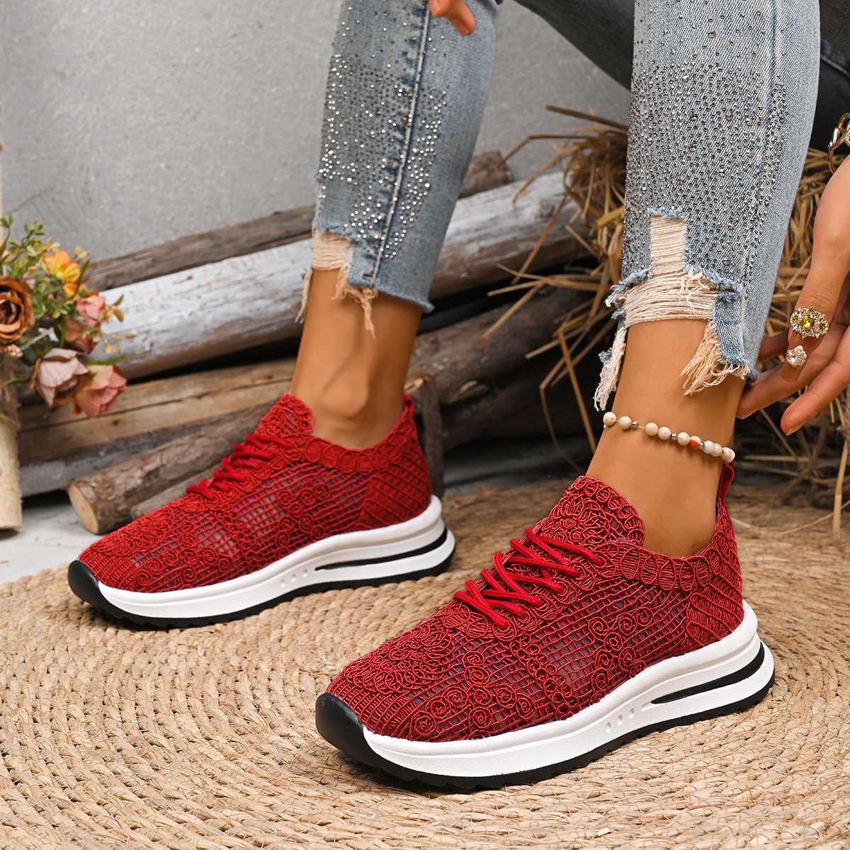 🔥Last Day Promotion 50% OFF - Women's Fashionable Comfortable Breathable Orthopaedic Sneakers