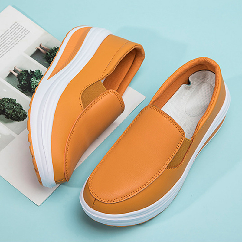 🔥Last Day Promotion 50% OFF - Women's Comfortable Chunky-Soled Wedge Casual Shoes