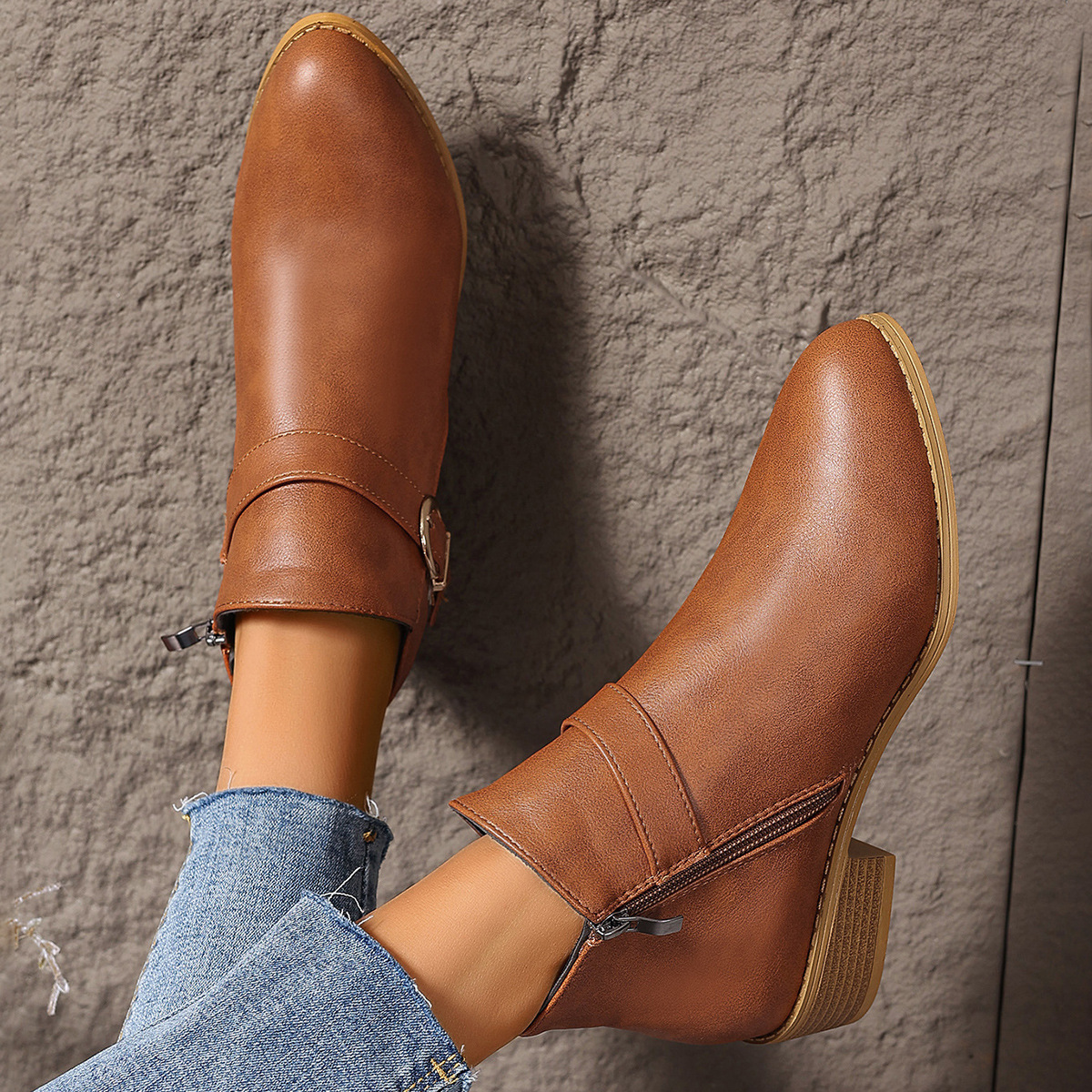 🔥Last Day Promotion 50% OFF - Women's Comfortable Chunky Heel Leather Ankle Boots