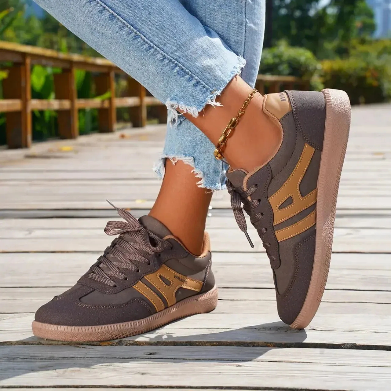 🔥Last Day Promotion 50% OFF - Women's Comfortable Breathable Orthopaedic Sneakers