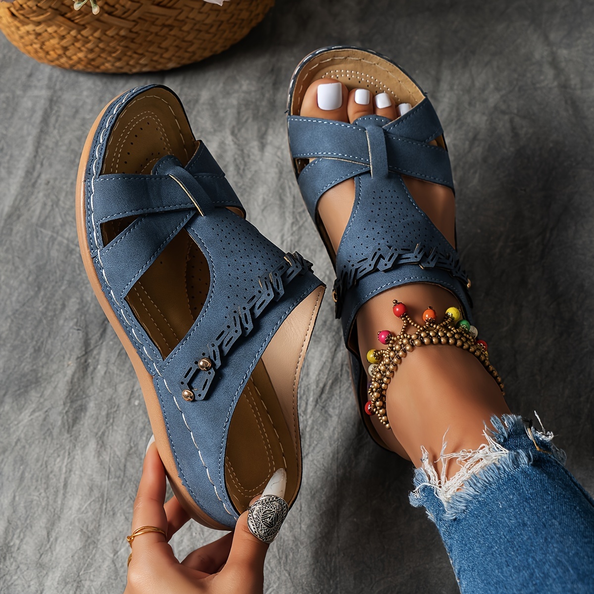 🔥Last Day Promotion 50% OFF - Women's Super Comfortable Slope Heel Soft Sole Orthopaedic Sandals