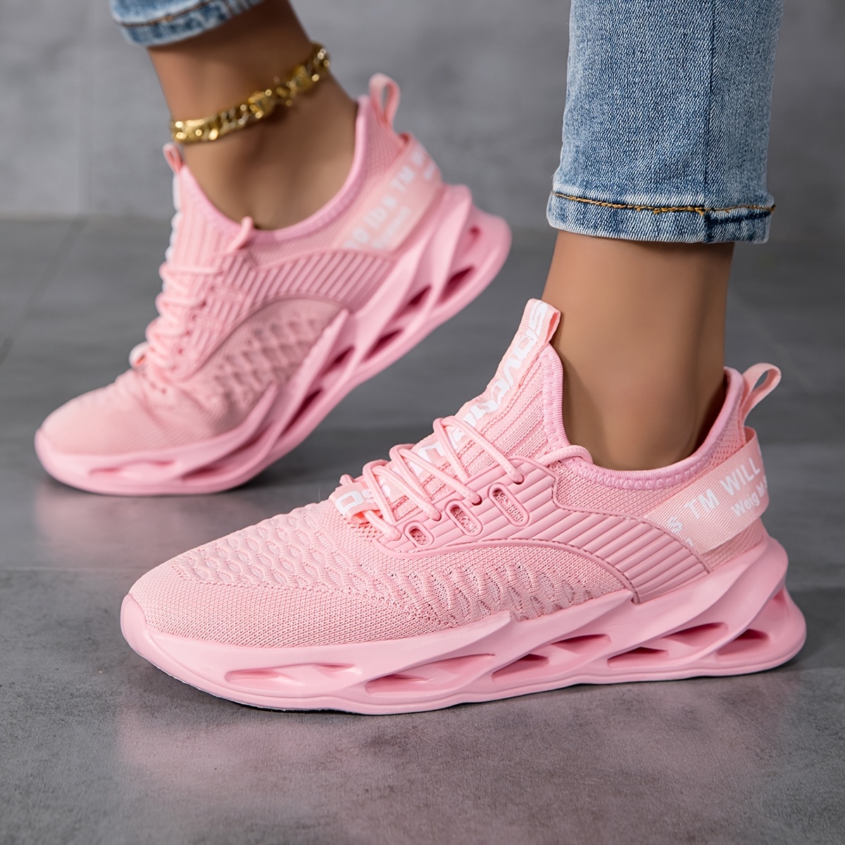 Women's New Breathable Shock-Absorbing Elastic Fashionable Sneakers