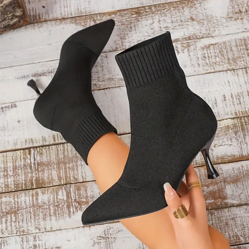 🔥Last Day Promotion 50% OFF - Women's Elegant Comfort Knitted High Heeled Boots