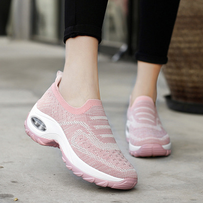 🔥Last Day Promotion 50% OFF - Women's Comfortable Breathable Soft Sole Orthopaedic Sneakers