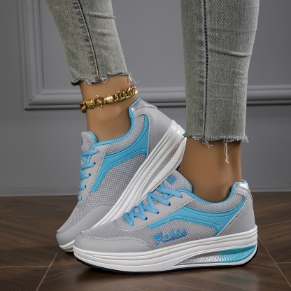 🔥Last Day Promotion 50% OFF - Women's Breathable Fashion Chunky-Soled Trainers