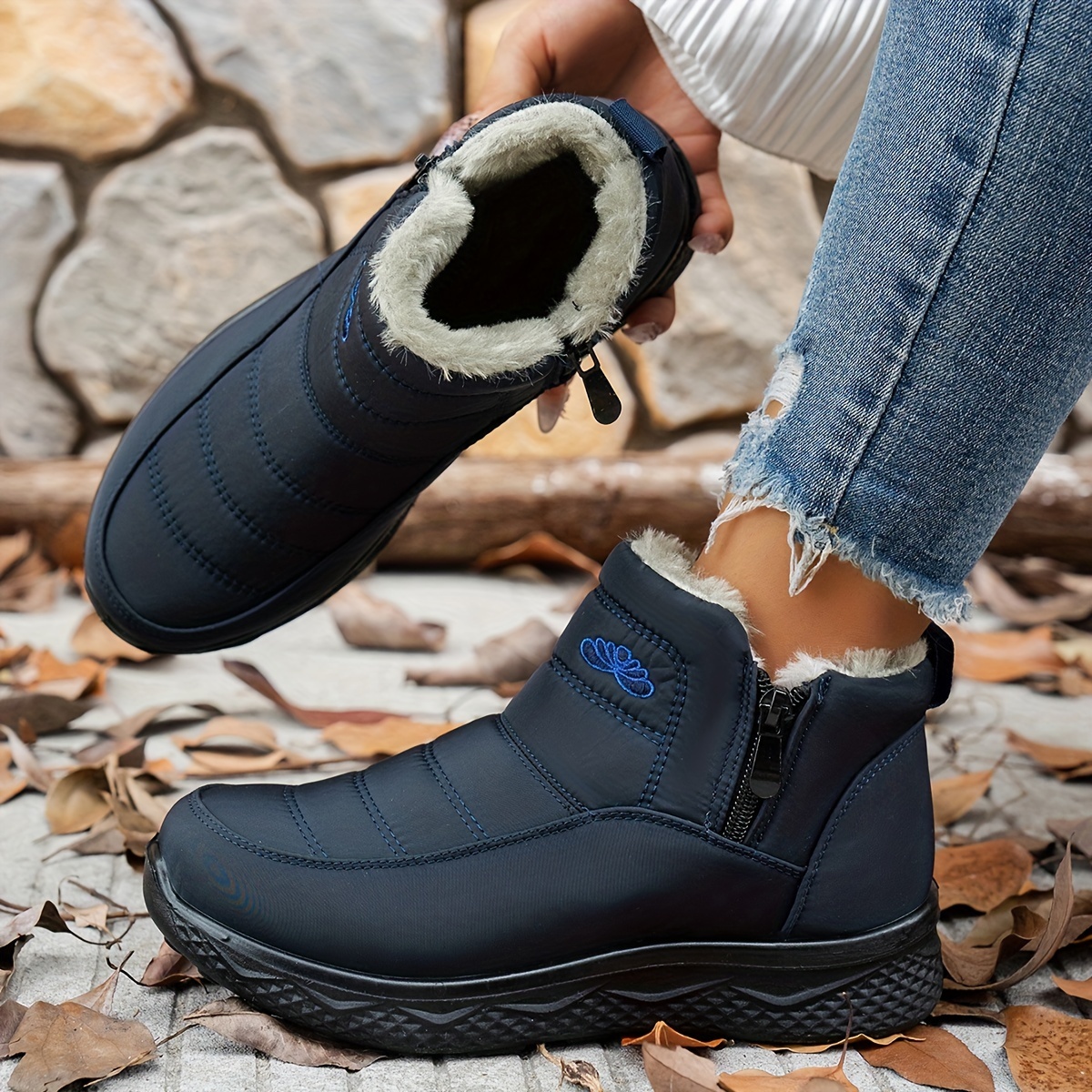 🔥Last Day Promotion 50% OFF - Women's Plush-Lined Non-Slip Warm Snow Boots