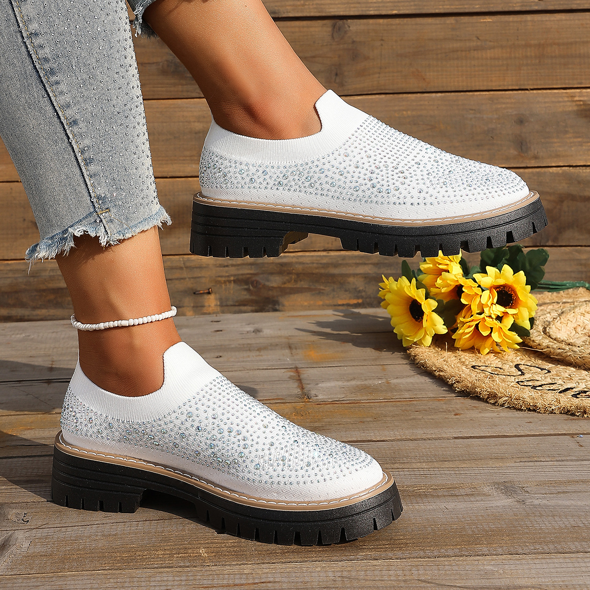 🔥Last Day Promotion 50% OFF - Women’s Fashionable Rhinestone Thick Sole Loafers