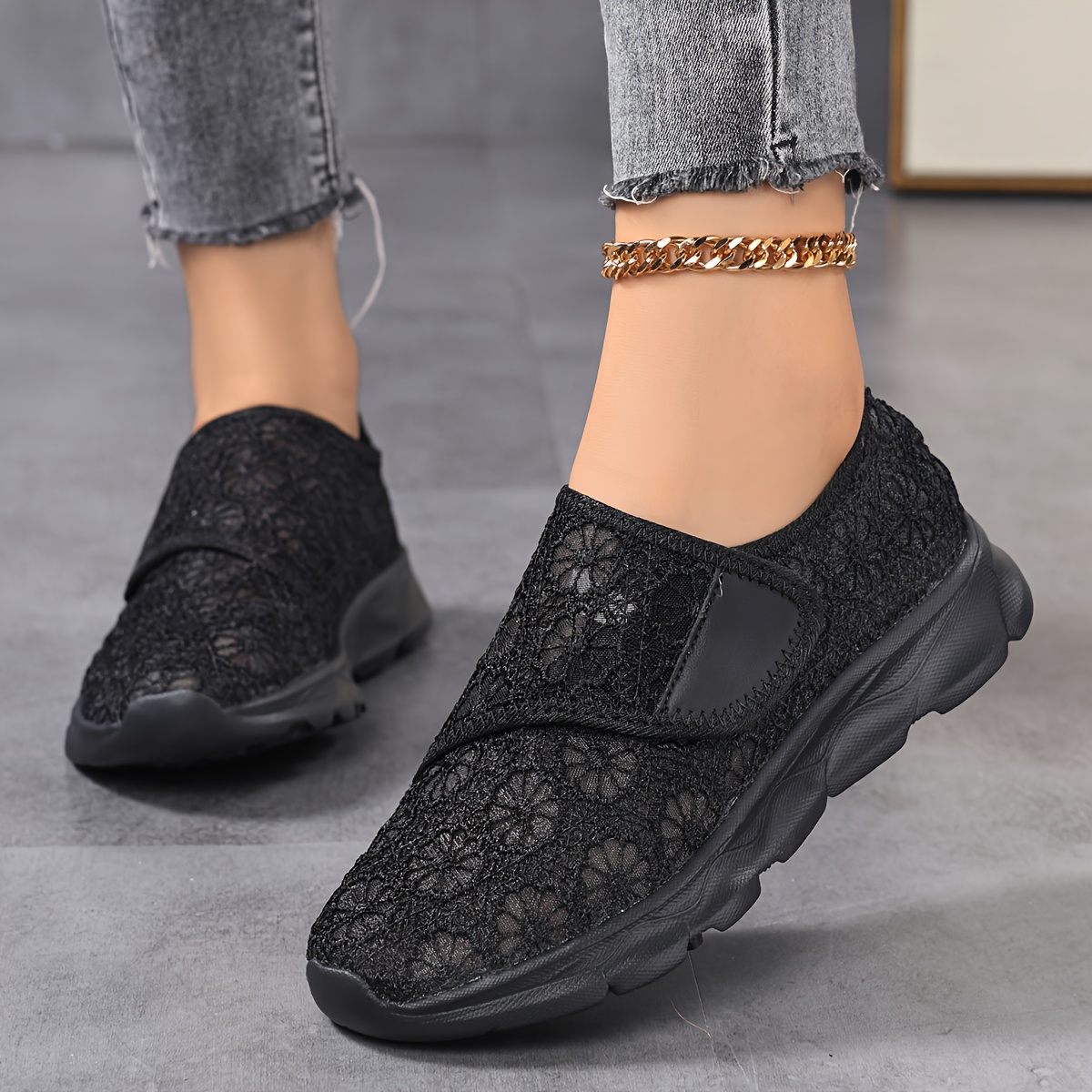 🔥Last Day Promotion 50% OFF - Women's Comfortable Lightweight Breathable Lace Walking Shoes