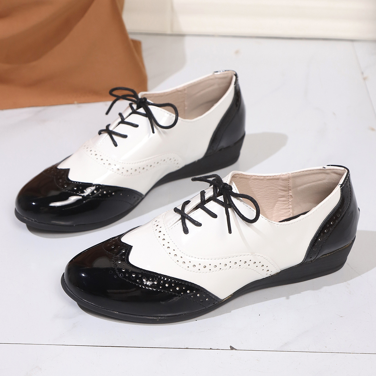 🔥Last Day Promotion 50% OFF - Women's Fashion Solid-Colour Genuine Leather Orthopaedic Shoes