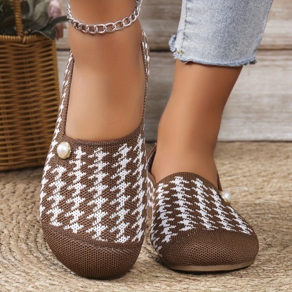 🔥Last Day Promotion 50% OFF - Women's Comfortable Breathable Pearl Embellished Round Toe Walking Shoes