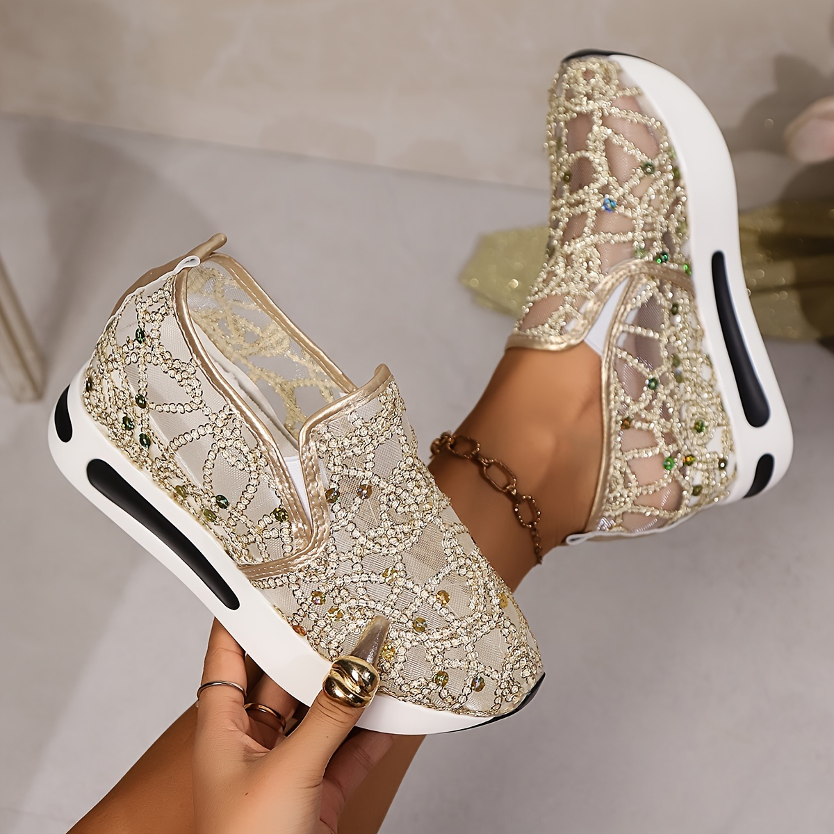 🔥Last Day Promotion 50% OFF - Women's High Rise Sequin Casual Sports Shoes