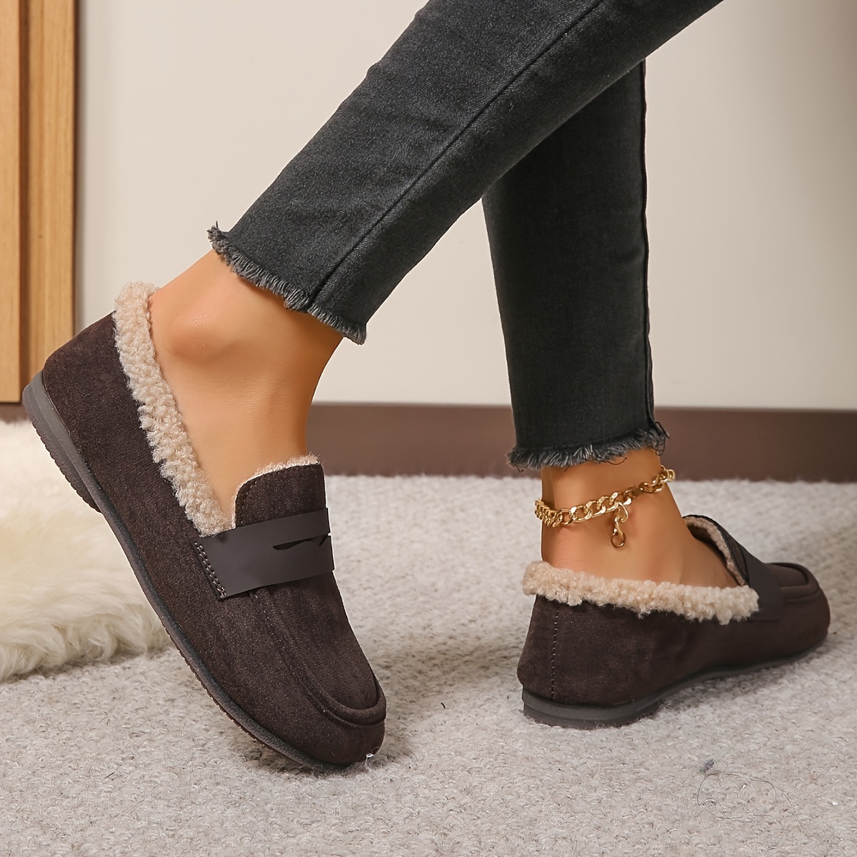 🔥Last Day Promotion 50% OFF - Women's Fashionable Fleece-Lined Thermal Shoes