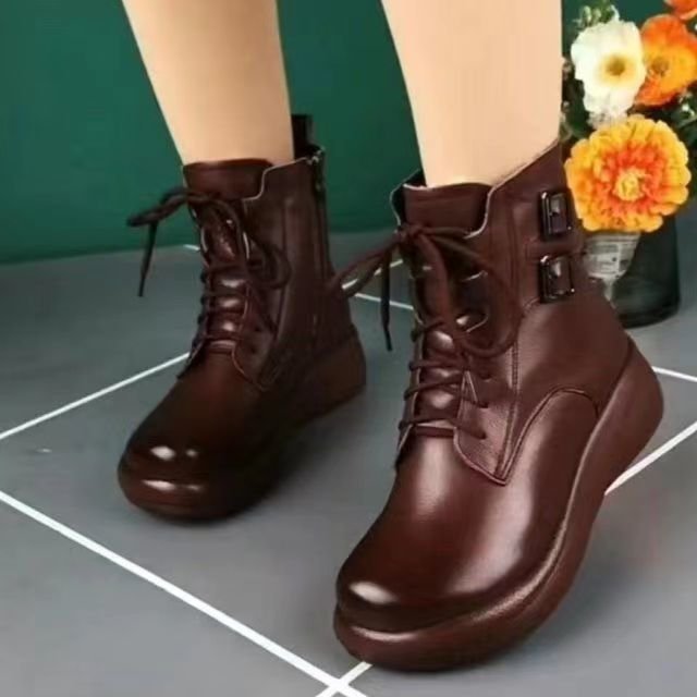 🔥Last Day Promotion 60% OFF - Women's Fashionable Warm Thick-Sole Genuine Leather Boots