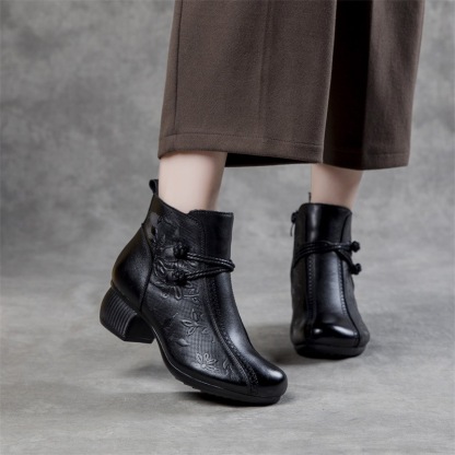 🔥Last Day Promotion 50% OFF - Women's Comfortable Warm Handcrafted Leather Ankle Boots