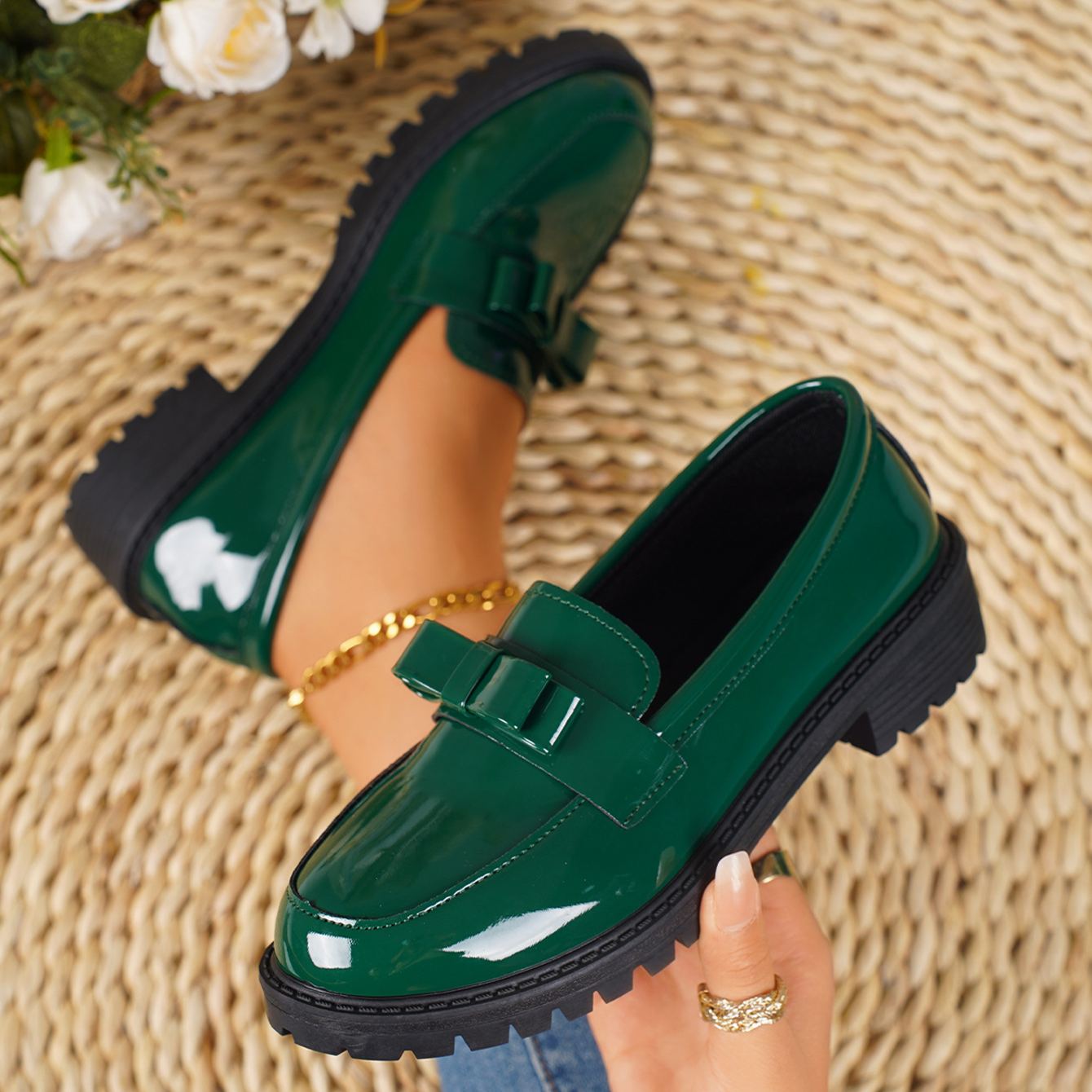 🔥Last Day Promotion 50% OFF - Women's Solid Colour Fashion Thick Sole Leather Shoes