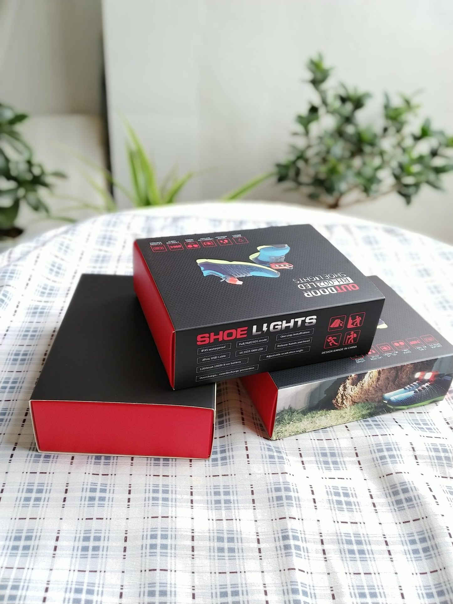 Shoe Lights - One Charge Lasts for 8 Hours - 2 Pcs