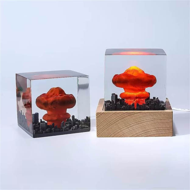 Nuke Lamp - 1 Pcs - Croc Lights