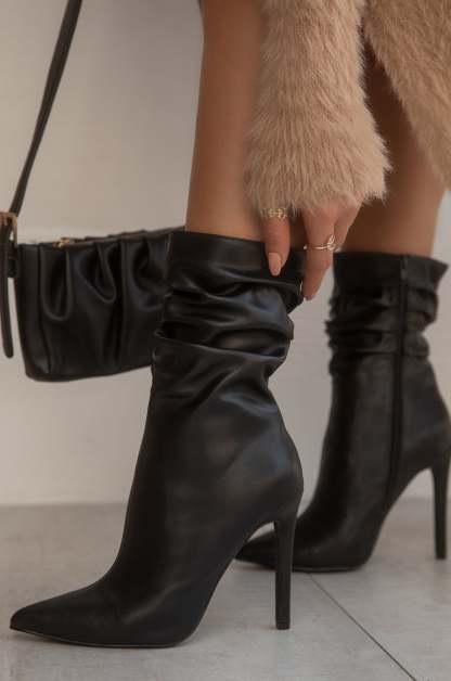 So Flirty Ruched Detailed Ankle Heel Boots - Black-Laseno.All Rights Reserved.