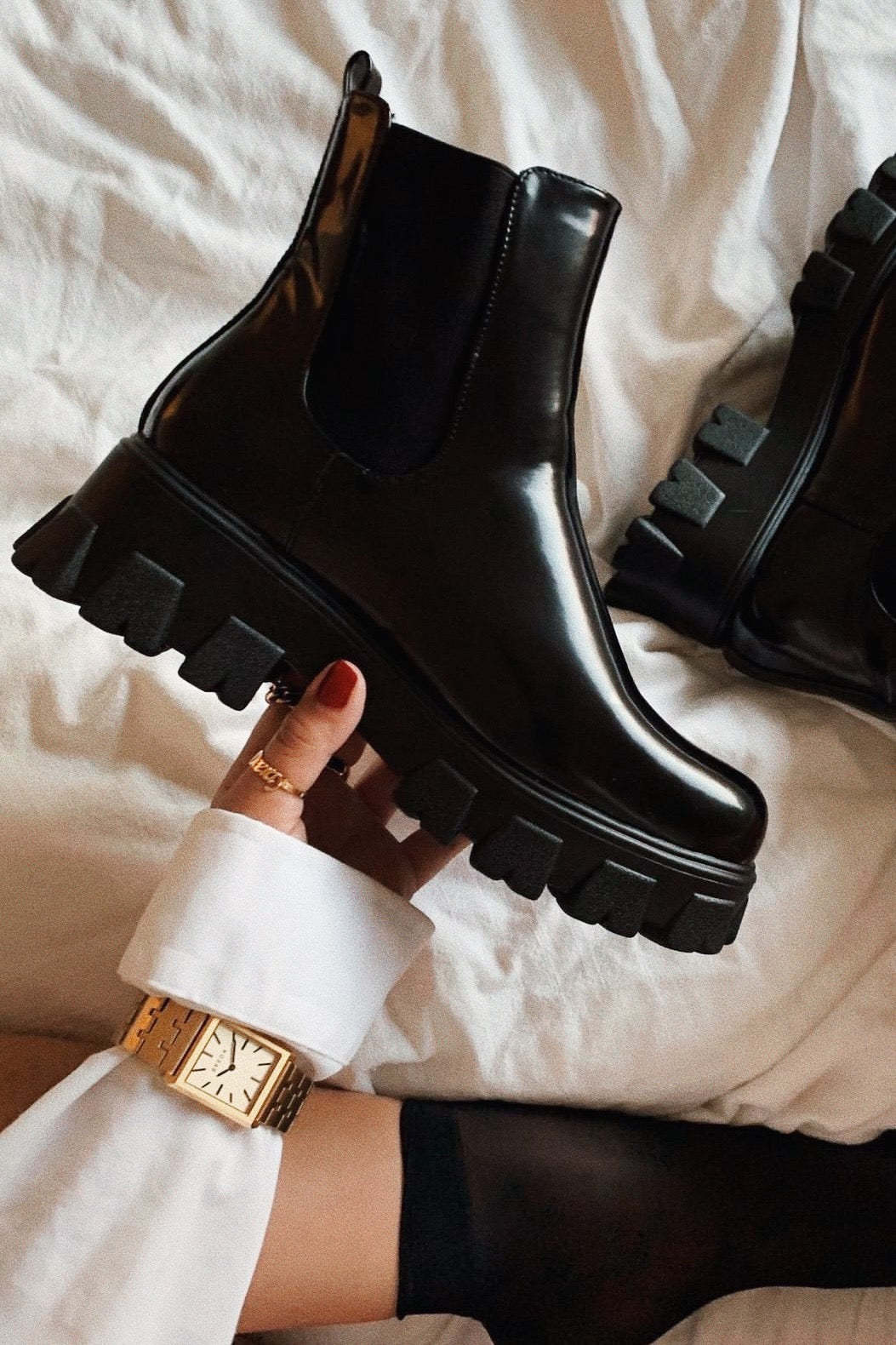 Zuzanna Combat Boots - Black-Laseno.All Rights Reserved.
