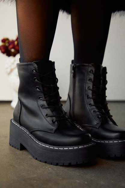 Remi Lace Up Combat Boots - Black-Laseno.All Rights Reserved.