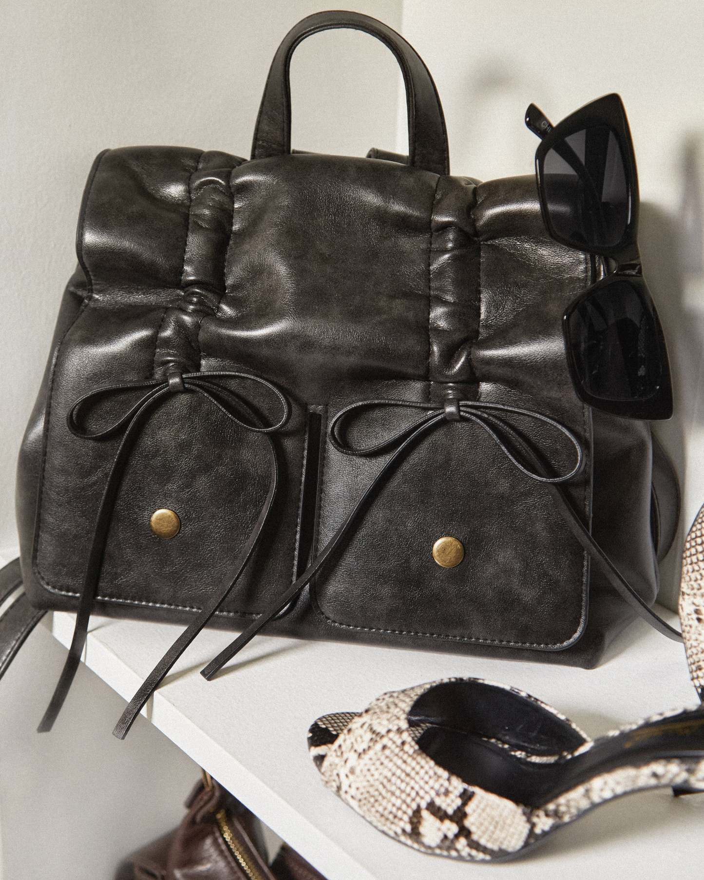 Ingrid Bow Backpack - Black-Laseno.All Rights Reserved.