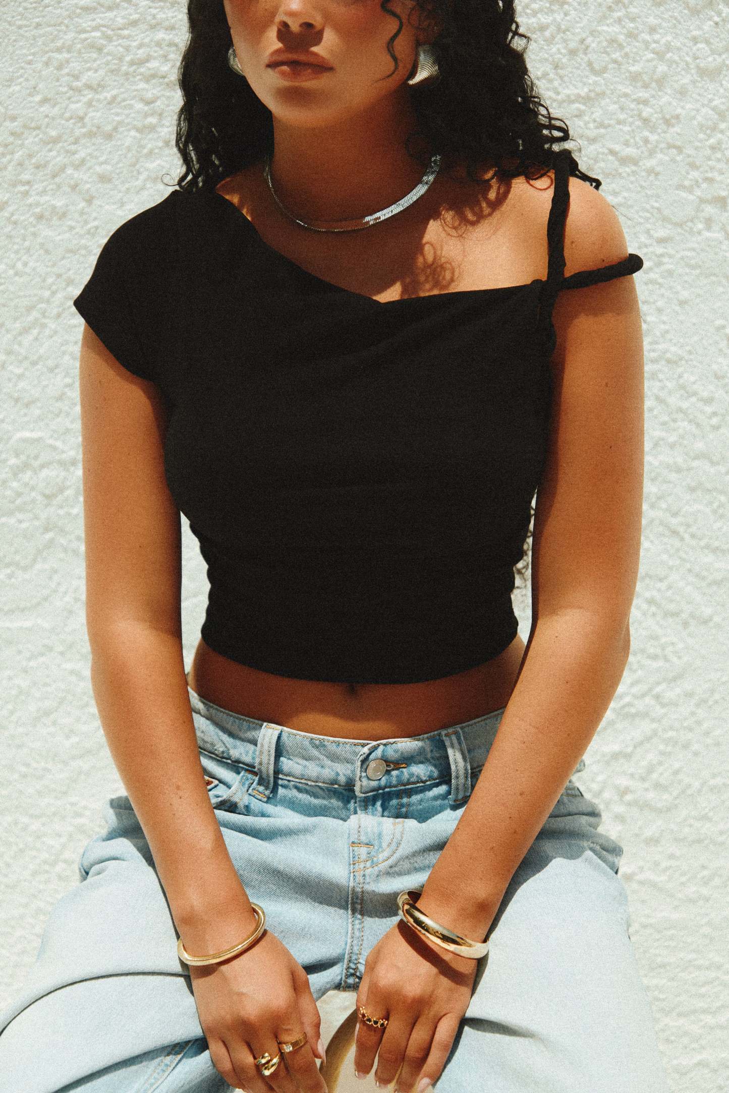 Marnie Asymmetrical Shoulder Crop Top - White-Laseno.All Rights Reserved.