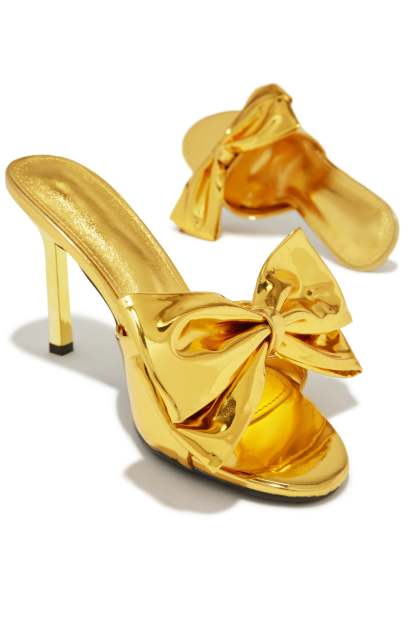 Talkin' Flirty Metallic Mule Heels - Gold-Laseno.All Rights Reserved.
