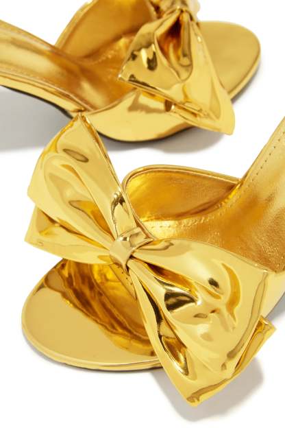 Talkin' Flirty Metallic Mule Heels - Gold-Laseno.All Rights Reserved.