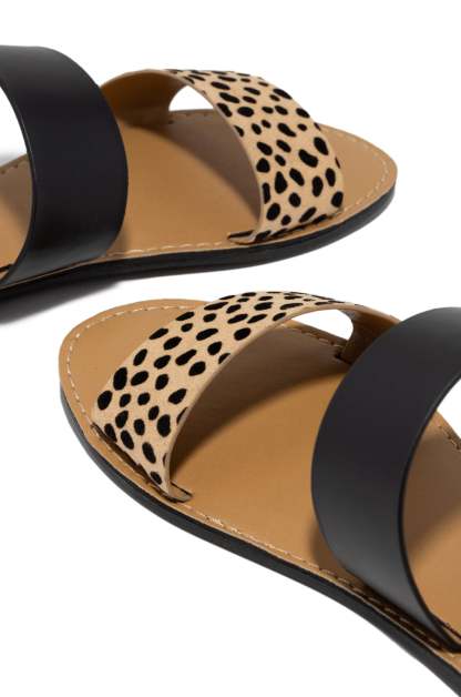 Spring Breaker Flat Slip On Sandals - Leopard-Laseno.All Rights Reserved.