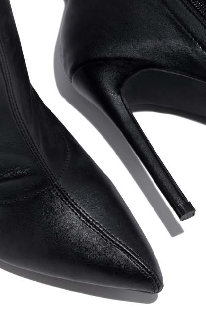 Sultry Touch Over The Knee Boots - Black PU-Laseno.All Rights Reserved.