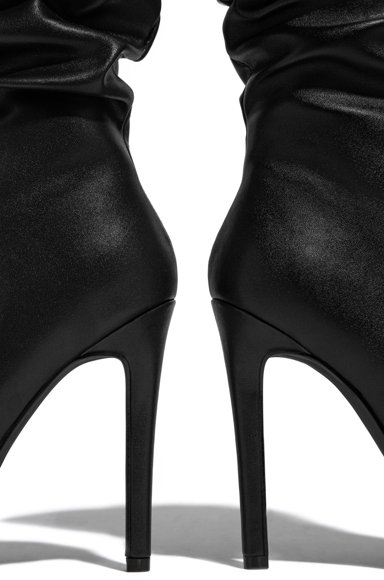So Flirty Ruched Detailed Ankle Heel Boots - Black-Laseno.All Rights Reserved.