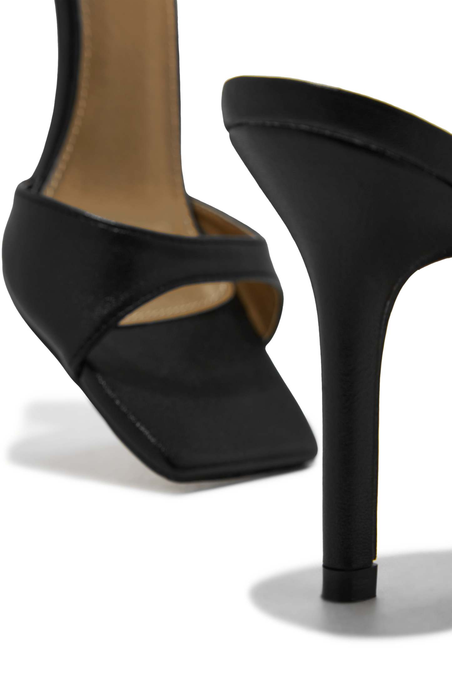 Nellie Mid Heel Mules - Black-Laseno.All Rights Reserved.