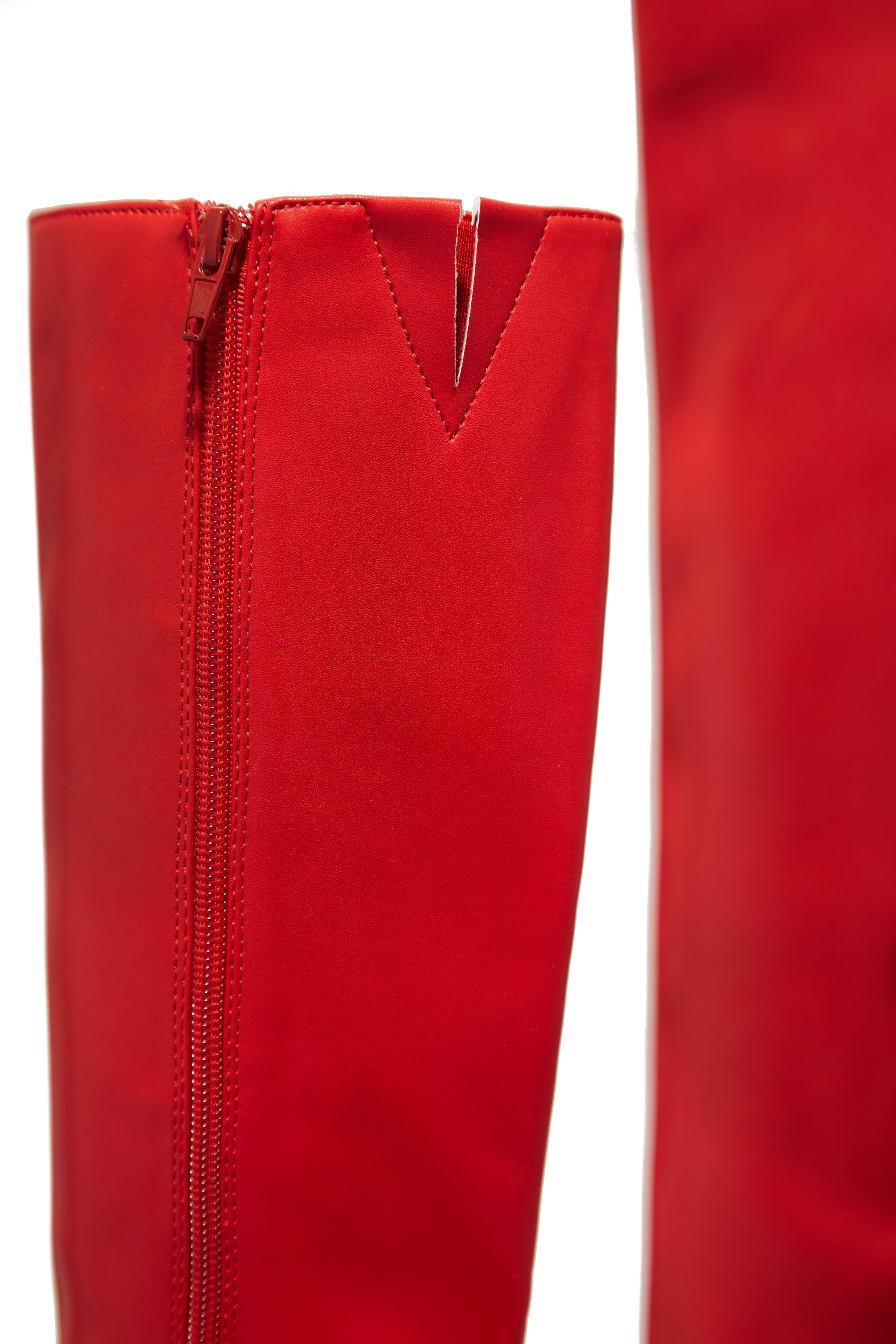 Xena Platform Block Heel Boots - Red-Laseno.All Rights Reserved.