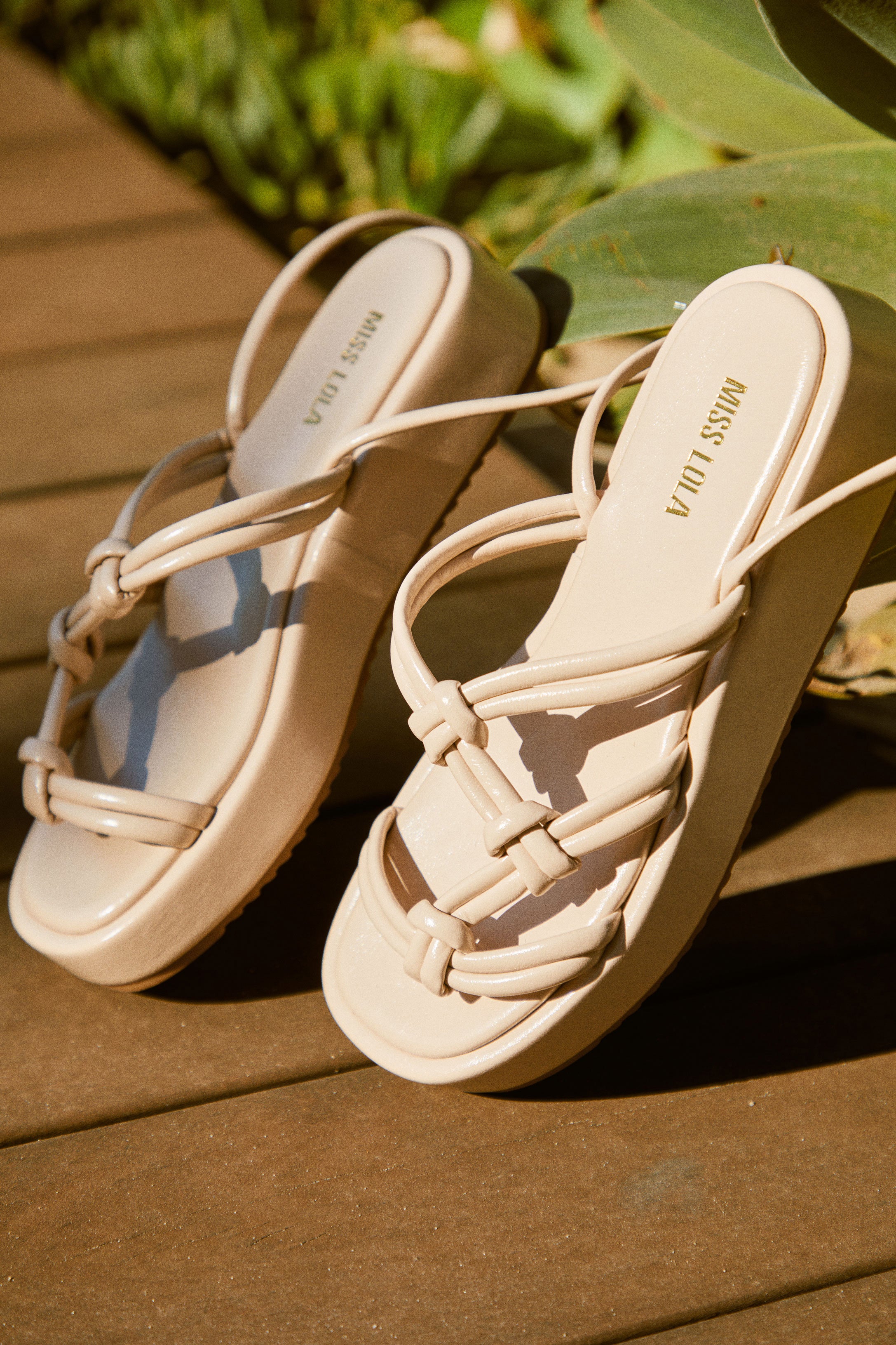 Sun Soaked Platform Sandals - Cream-Laseno.All Rights Reserved.