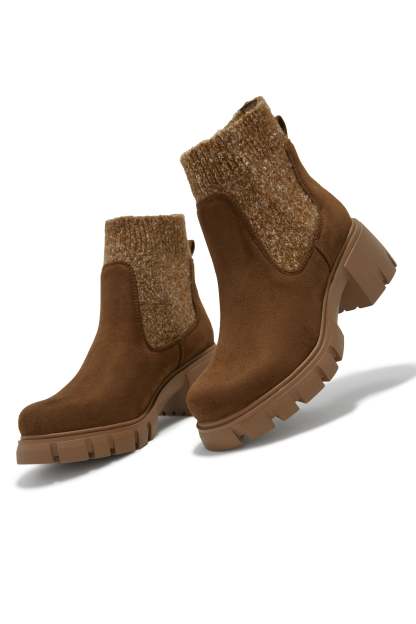 Winter Dreams Block Heel Ankle Boots - Brown-Laseno.All Rights Reserved.
