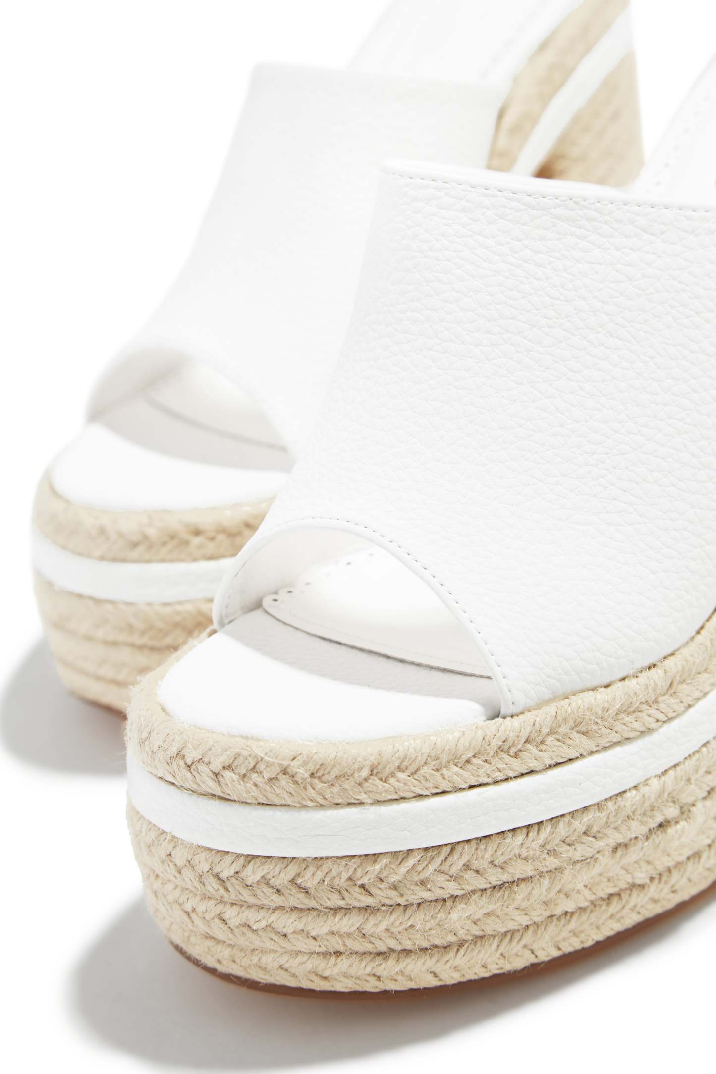 Weekend Attire Platform Block Heel Mules - White-Laseno.All Rights Reserved.