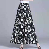 Drapierte Culotte mit hoher Taille und weitem Bein