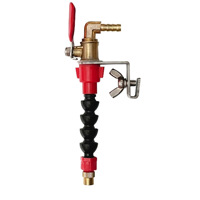 Water sprayer device for cutting machine