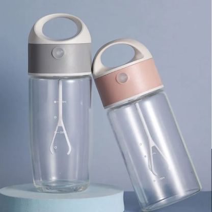 Multifunctional automatic mixing cup