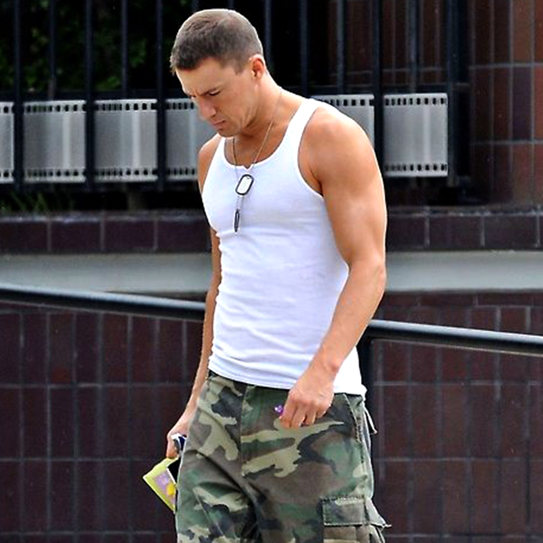 Collier Plaque Militaire en Acier Inoxydable Personnalisé avec Gravure