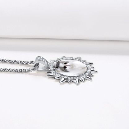Collier Médaillon Personnalisé Soleil avec Photo  Scène