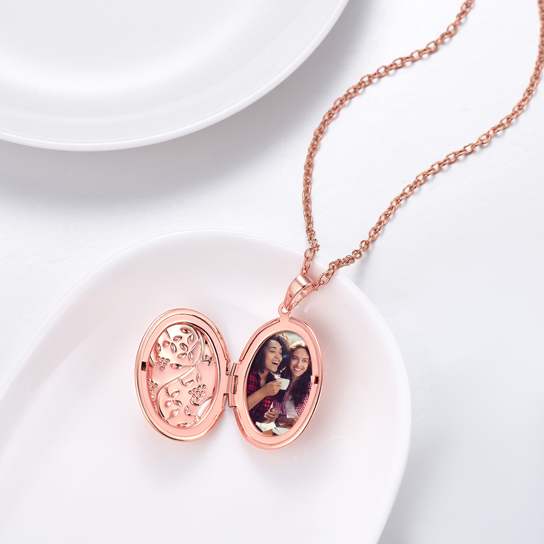 Collier Médaillon Personnalisé avec Pendentif Ovale pour Femmes Or Rose
