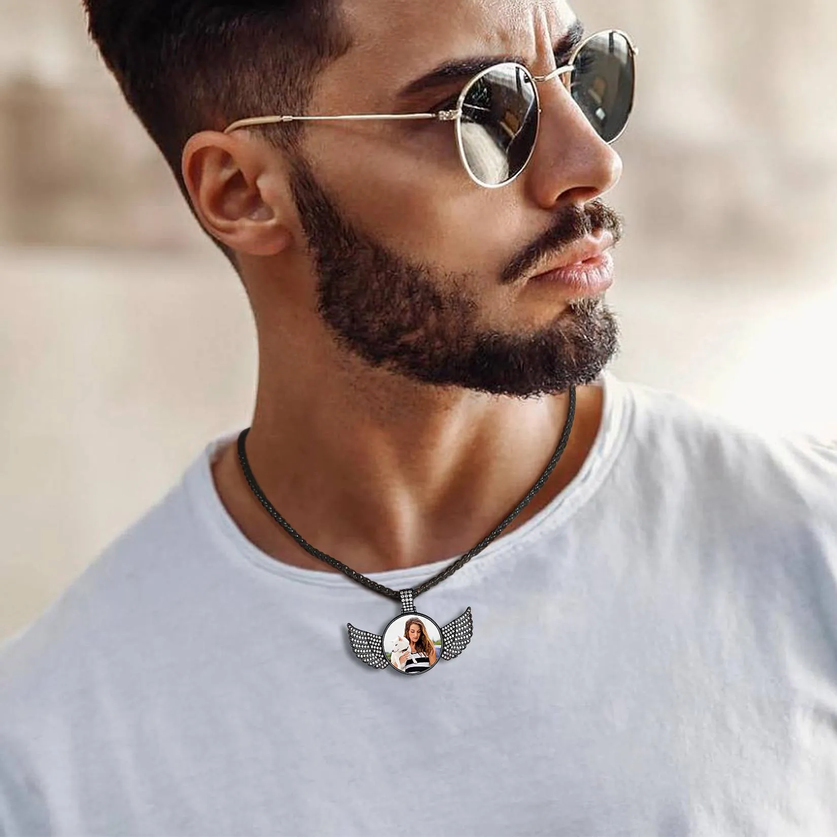 Collier Personnalisé avec Ailes d'Ange et Photo Modèle Noir
