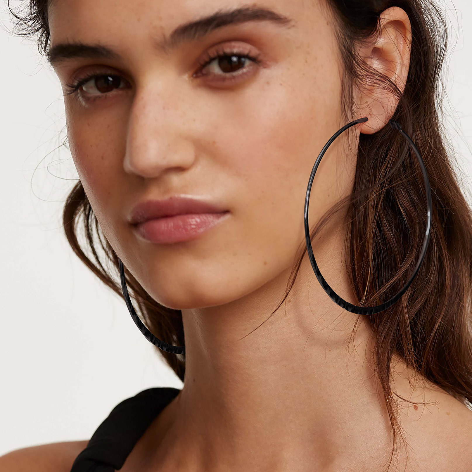 Créoles Rondes Personnalisées avec Double Nom pour Femmes 30/40/60/80mm