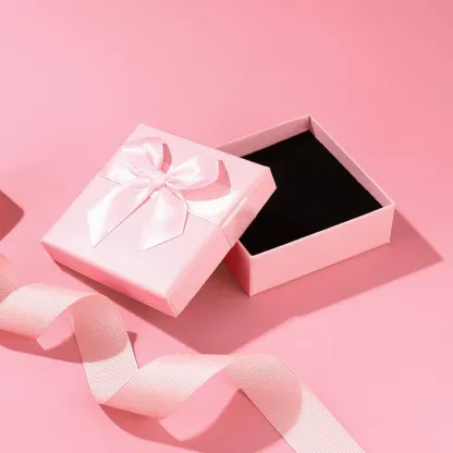 Boîte Cadeau Rubans Roses