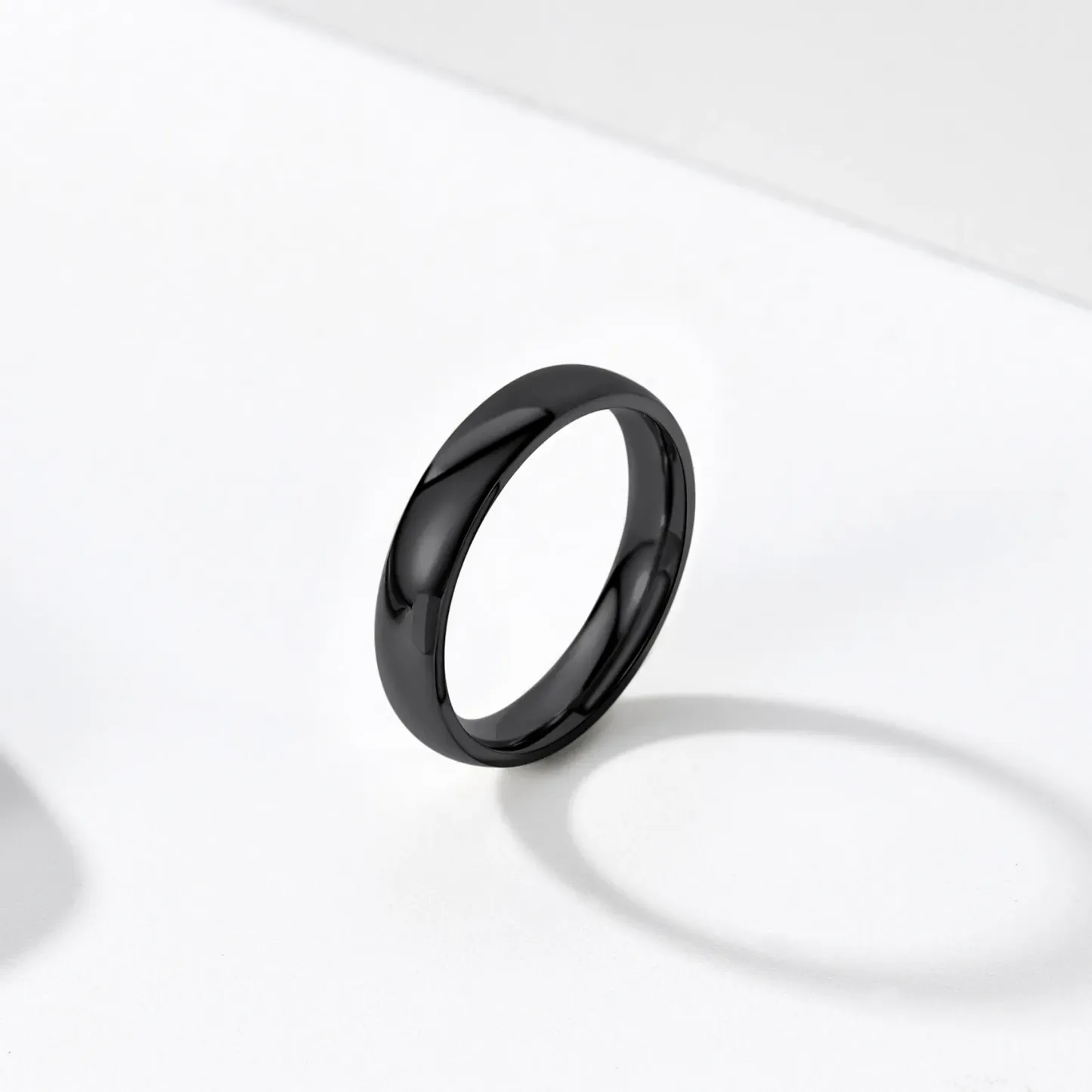 Bague Simple Personnalisée en Acier Inoxydable pour Mariage Scène