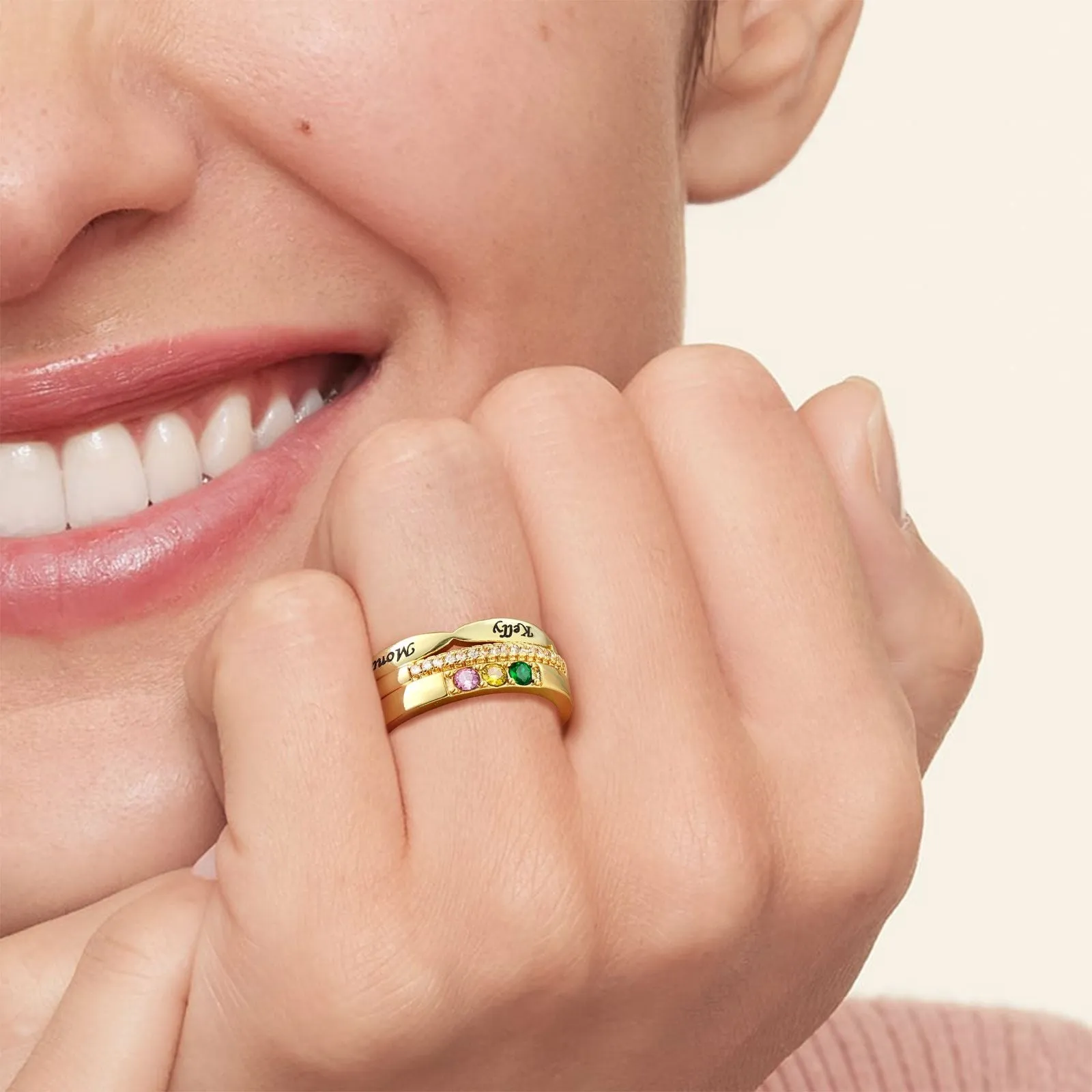 Bague Empilable Personnalisée avec Pierres de Naissance pour Maman Modèle