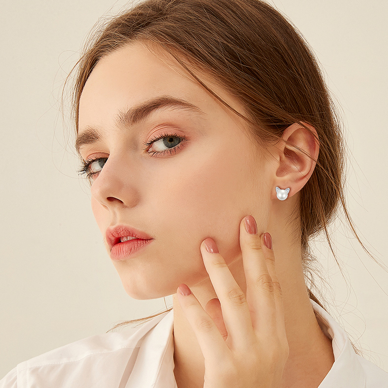 Boucles d'Oreilles Clou Chat Mignon en Argent Sterling 