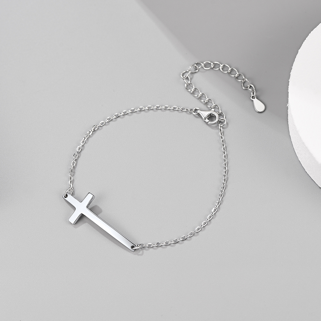 Bracelet Chaîne Croix Latérale en Argent Sterling